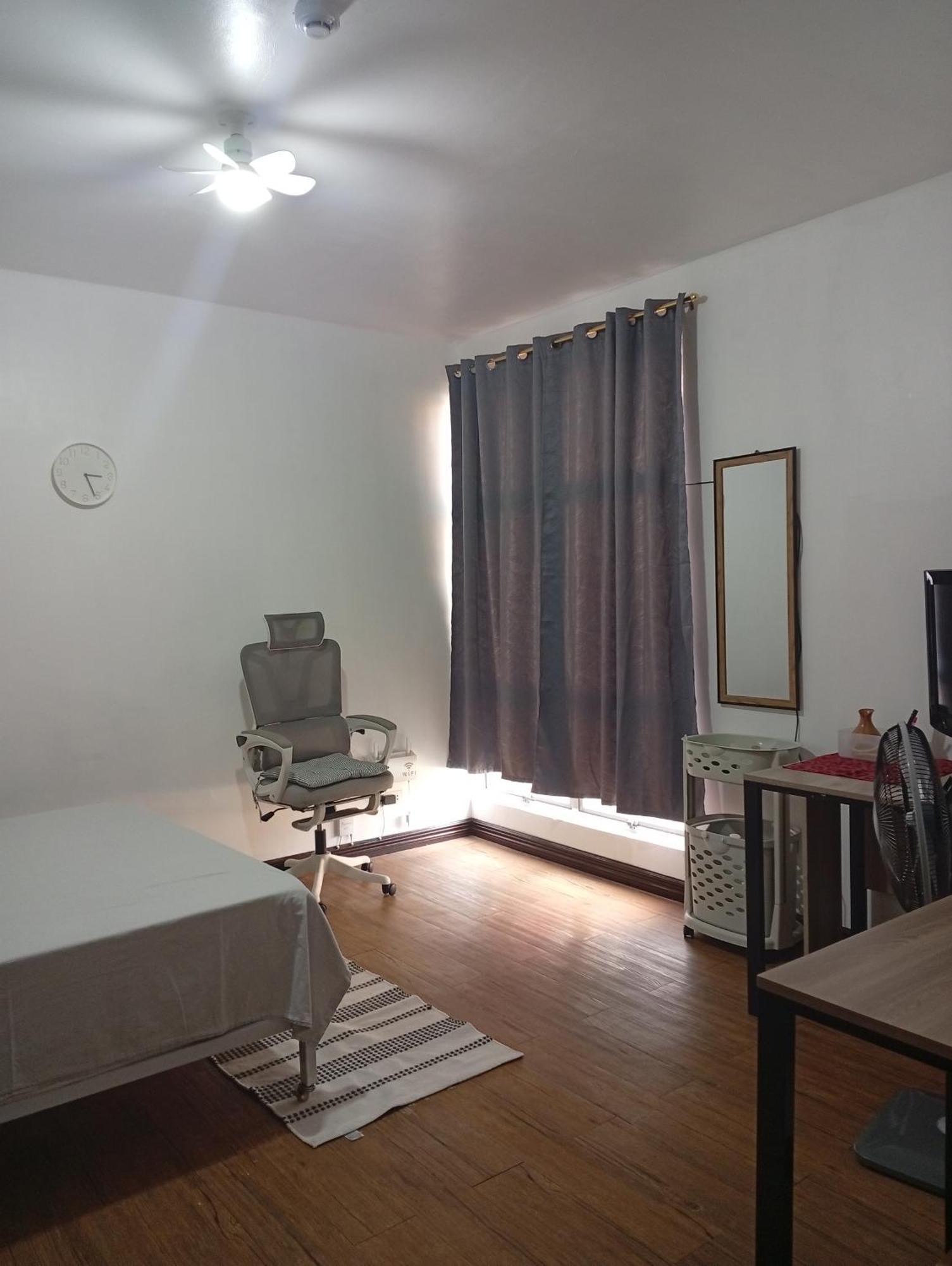 Nikki's Cozy Makati Manila